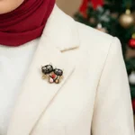 گل سینه زنانه مدل گربه طرح عشق - Image 3